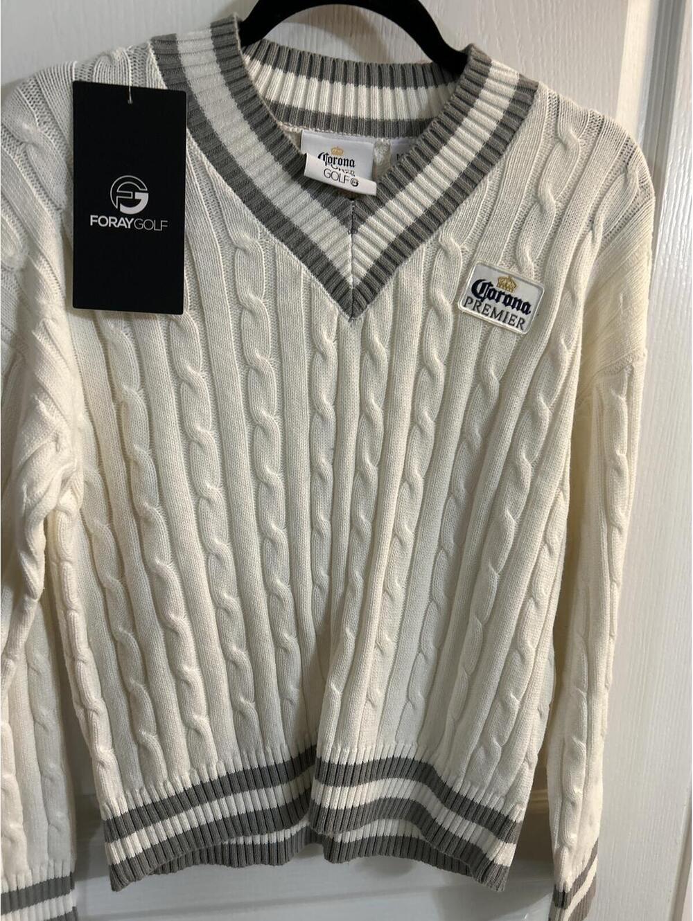 Corona Premier Foray Golf Cream Cable-Knit V-Neck Sweater Size M